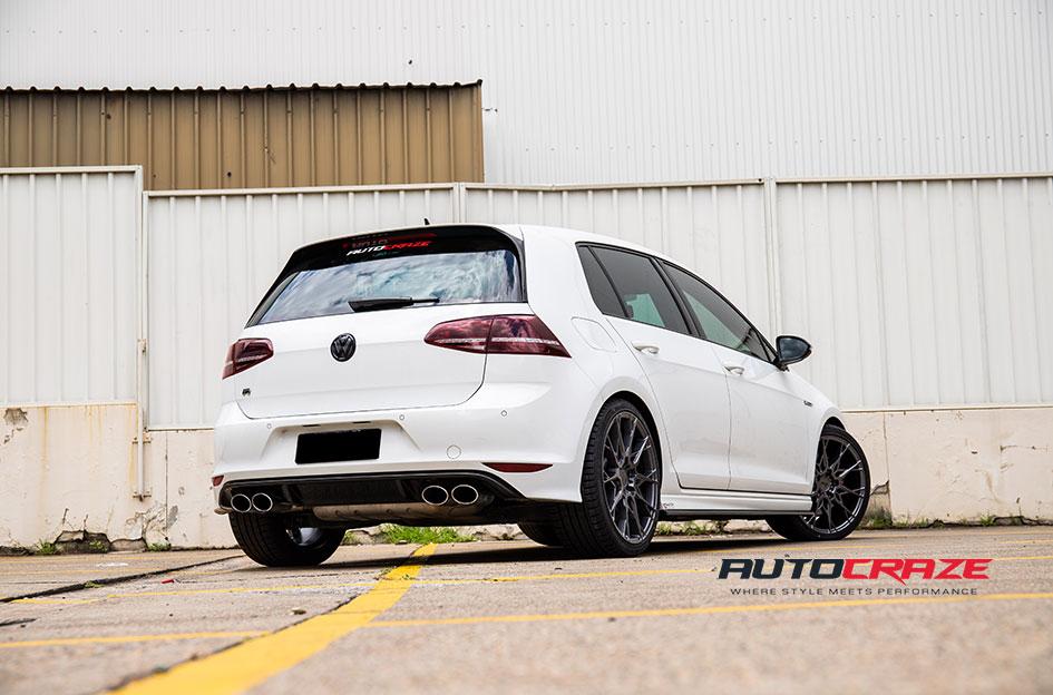 VOLKSWAGEN-GOLF-STACCATO-MATTE-GUN-METAL